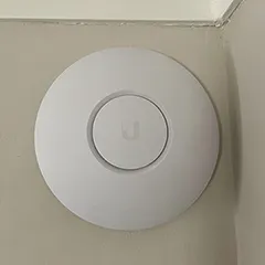 UniFi WiFi access point